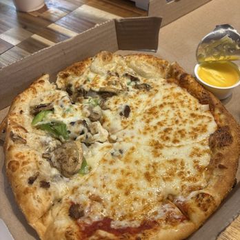 Stoners Pizza Joint - Pizza - Beer Bar Near Me - Athens, Georgia Stoners Pizza Joint - Pizza - Beer Bar Near Me - Athens, Georgia
