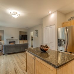Woodys Hardwood Flooring - Hickory Hardwood Flooring
