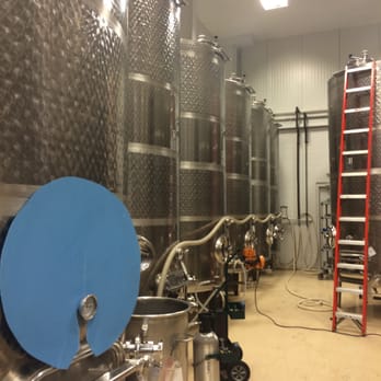 Arrington Vineyards - Wine Tasting Room Near Me - Arrington, Tennessee Arrington Vineyards - Wine Tasting Room Near Me - Arrington, Tennessee
