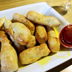 Beagio's Pizza - Willy Bread