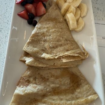 Maydan Cafe - Crepe with maple syrup and fruit - Cafes Near Me - Baldwinsville, New York