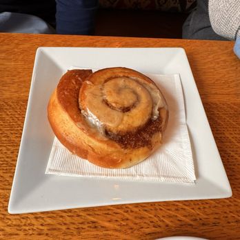 Red Rooster Restaurant - Cinnamon bun with maple glaze #dontmissthis - New American Near Me - Woodstock, Vermont Red Rooster Restaurant - Cinnamon bun with maple glaze #dontmissthis - New American Near Me - Woodstock, Vermont