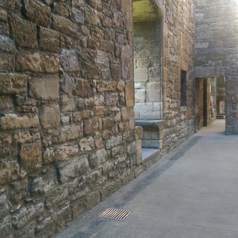 Linlithgow Palace - Landmarks & Historical Buildings Near Me - Linlithgow, WLN