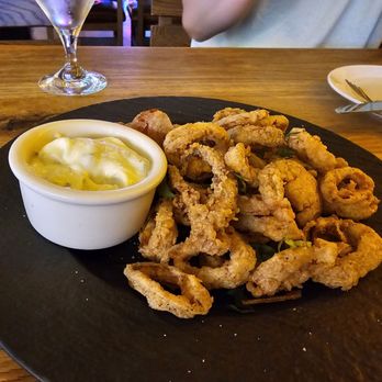 Villain & Saint - Gastropubs Near Me - Atlantic City, New Jersey