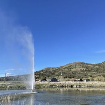 Hunter's Hot Springs - Old Perpetual - Hotels Near Me - Lakeview, Oregon
