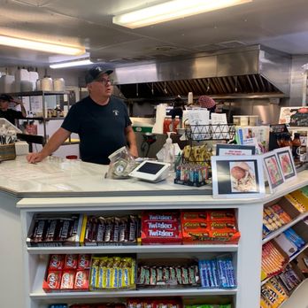 Little Creek Grill - Counter area - Pizza Near Me - Dover, Delaware
