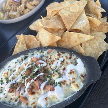 Catch Kitchen + Bar - Sports Bars Near Me - Richmond, British Columbia Catch Kitchen + Bar - Sports Bars Near Me - Richmond, British Columbia