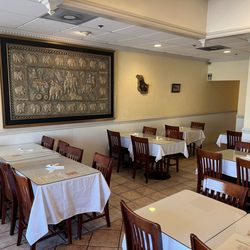 Taste of Thai - 8/25/2024 - interior
