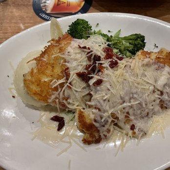 BJ's Restaurant & Brewhouse - Pizza Near Me - Folsom, California BJ's Restaurant & Brewhouse - Pizza Near Me - Folsom, California