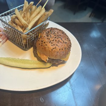Yard House - Burger - New American Near Me - San Antonio, Texas Yard House - Burger - New American Near Me - San Antonio, Texas
