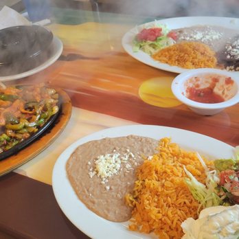 Brisas Del Mar - Chicken fajita lunch and mole enchiladas - Mexican Near Me - Ocala, Florida Brisas Del Mar - Chicken fajita lunch and mole enchiladas - Mexican Near Me - Ocala, Florida