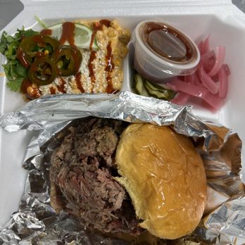 Gardner Barbecue - Barbeque Near Me - Lexington, Texas