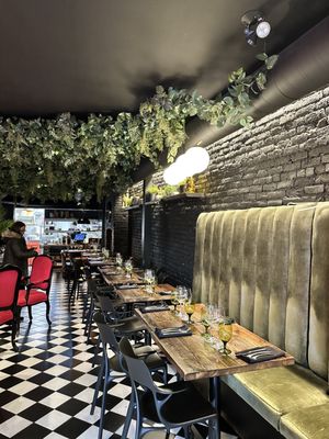Le Don Restaurant by null