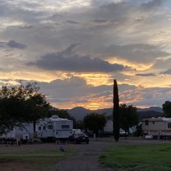 Twin Buttes Rv