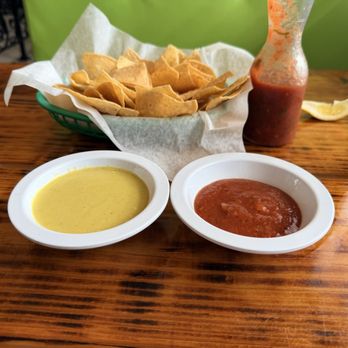Los Comales Taqueria - Green salsa will get things going! Red is spicy too. - Mexican Near Me - Memphis, Tennessee Los Comales Taqueria - Green salsa will get things going! Red is spicy too. - Mexican Near Me - Memphis, Tennessee