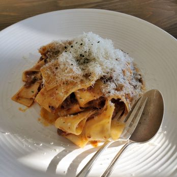 Como - Pappardelle with ragu - Italian Near Me - Kirkland, Washington Como - Pappardelle with ragu - Italian Near Me - Kirkland, Washington