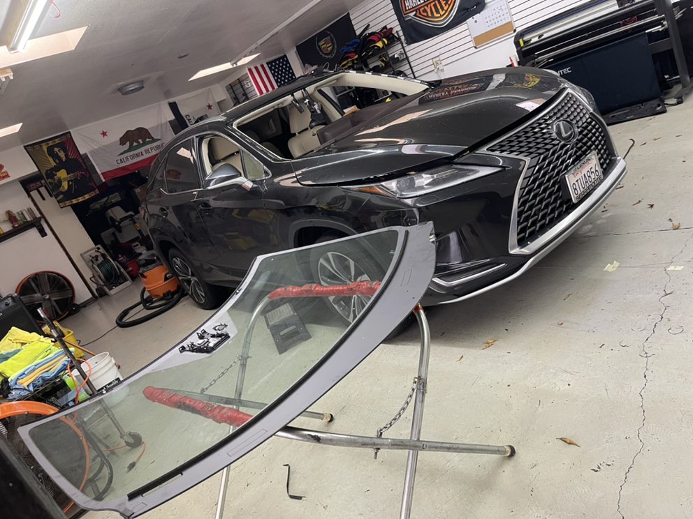 QUINTERO & SONS AUTO GLASS Updated September 2024 25 Photos 16825