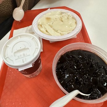 Yan Wo Dou Buninc - a tray of food - Chinese Near Me - New York, New York