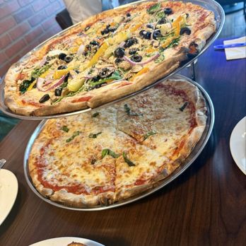 Aroma Italia - Margherita & Primavera Pizzas - Pizza Near Me - Honolulu, Hawaii
