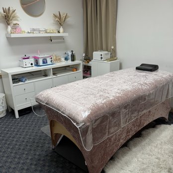 Bare Beauty Lounge - Waxing Near Me - Elmhurst, Illinois Bare Beauty Lounge - Waxing Near Me - Elmhurst, Illinois