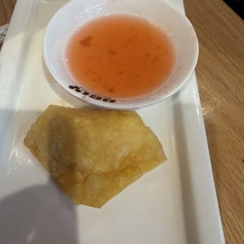 Ugly Dumpling - Edison, NJ - crab Rangoon delicious - Chinese Near Me - Edison, New Jersey Ugly Dumpling - Edison, NJ - crab Rangoon delicious - Chinese Near Me - Edison, New Jersey