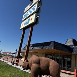 Chaparral Motor Inn