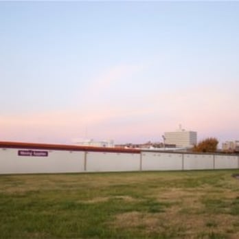 Public Storage - Self Storage Near Me - Topeka, Kansas