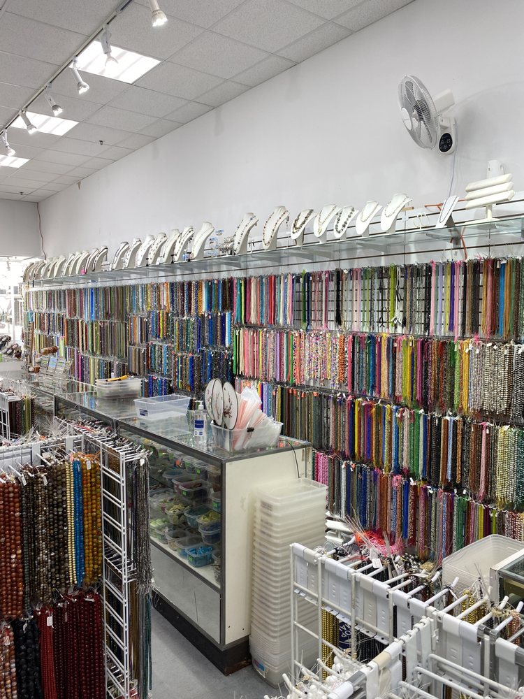 THE BEAD DISTRICT Updated August 2024 944 Photos 117 East Flagler