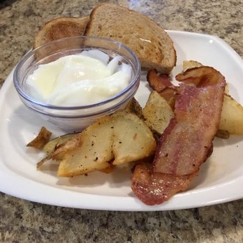 Dave's Diner - Poached egg, light breakfast - Canadian (New) Near Me - Sebringville, Ontario