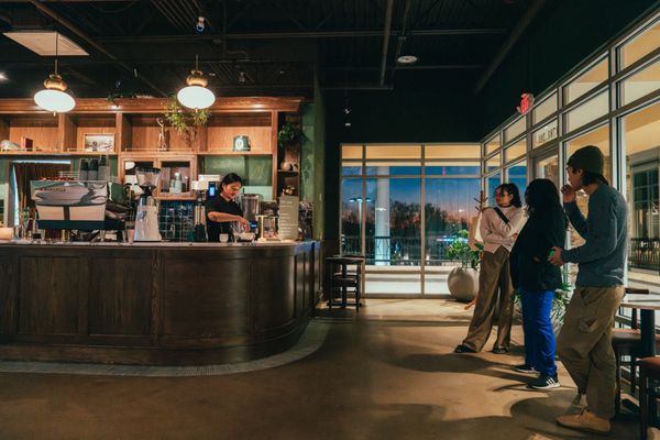 Birdies & Lattes by null