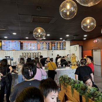 Paris Banh Mi - The line wasn't so bad first day of Grand Opening - Sandwiches Near Me - Clovis, California Paris Banh Mi - The line wasn't so bad first day of Grand Opening - Sandwiches Near Me - Clovis, California