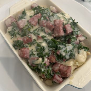 Winston’s Brunch Place - Corned beef hash - Breakfast & Brunch Near Me - Pacific Grove, California