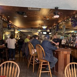 Baltimore Street Grill - Crowded Friday night