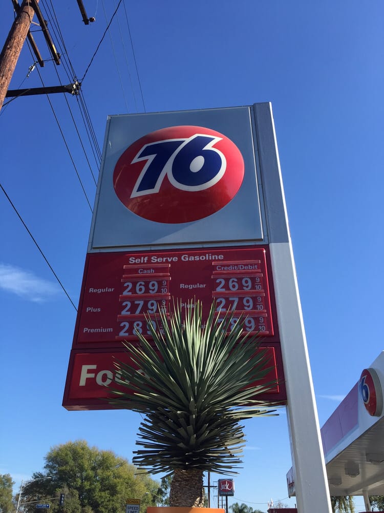 ROSECRANS NORWALK 76 Updated June 2024 12030 Rosecrans Ave, Norwalk