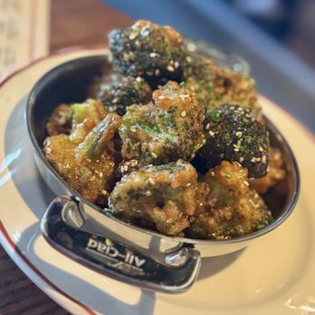 Tribute Eatery & Bar - General Tso's Broccoli - Bars Near Me - Ankeny, Iowa
