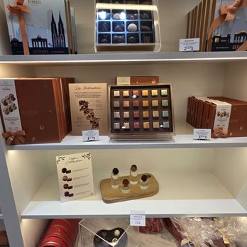 Neuhaus - Chocolatiers & Shops Near Me - Berlin, BE
