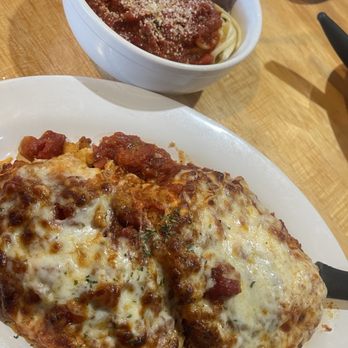 Rose's Old World Restaurant & Pizzeria - Chicken parmigiana and linguine - Pizza Near Me - Windham, Maine Rose's Old World Restaurant & Pizzeria - Chicken parmigiana and linguine - Pizza Near Me - Windham, Maine