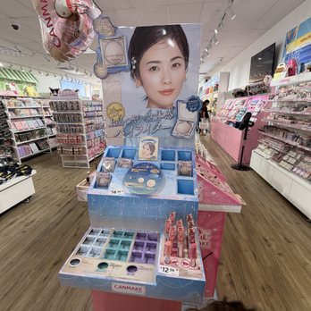 Miniso - Department Stores Near Me - Waipahu, Hawaii