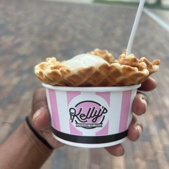 Kelly's Homemade Ice Cream - Bday cake - Ice Cream & Frozen Yogurt Near Me - Maitland, Florida Kelly's Homemade Ice Cream - Bday cake - Ice Cream & Frozen Yogurt Near Me - Maitland, Florida