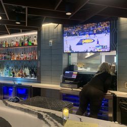 The Mill Cafe & Lounge - River’s Edge Hotel - Bar