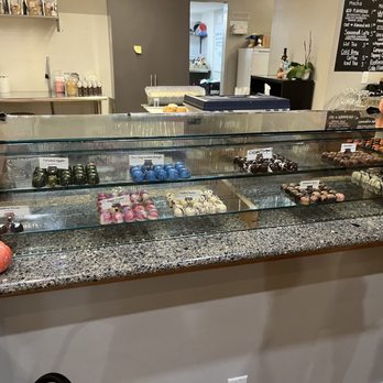 Sweet Cacao Chocolates - Chocolate. - Macarons Near Me - Thomasville, Georgia Sweet Cacao Chocolates - Chocolate. - Macarons Near Me - Thomasville, Georgia