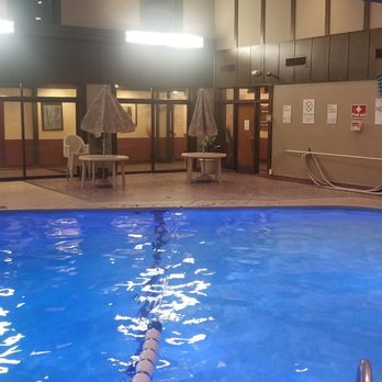 Ramada by Wyndham Albert Lea - Nice clean pool - Hotels Near Me - Albert Lea, Minnesota
