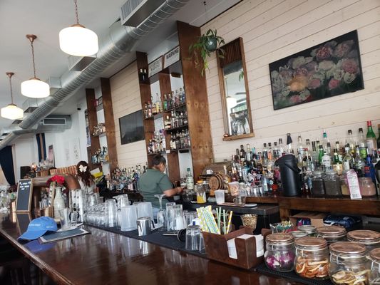 Bird In Hand by null