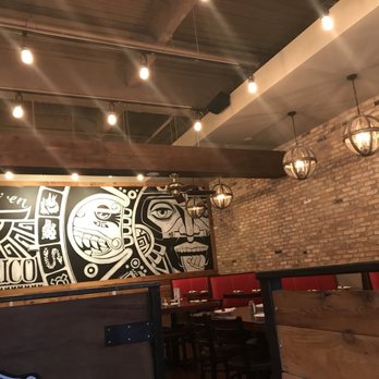El Tradicional - Nice seating inside. - Mexican Near Me - Glenview, Illinois