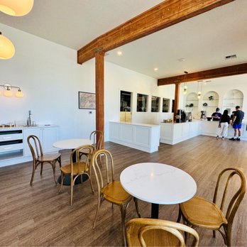 Left Bank Pastry - the interior of a bakery - Bakeries Near Me - Olympia, Washington Left Bank Pastry - the interior of a bakery - Bakeries Near Me - Olympia, Washington