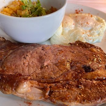 Baxters Restaurant & Bar - Rib eye and eggs - Bars Near Me - Benicia, California