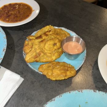 El Refrán - Tostones - Puerto Rican Near Me - San Juan, Puerto Rico El Refrán - Tostones - Puerto Rican Near Me - San Juan, Puerto Rico