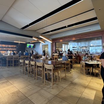 Ruscello at Nordstrom - Inside 2 - Mediterranean Near Me - Honolulu, Hawaii Ruscello at Nordstrom - Inside 2 - Mediterranean Near Me - Honolulu, Hawaii
