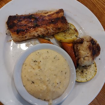 Southern Fresh - Red fish with grits and veggies - Southern Near Me - Safety Harbor, Florida Southern Fresh - Red fish with grits and veggies - Southern Near Me - Safety Harbor, Florida