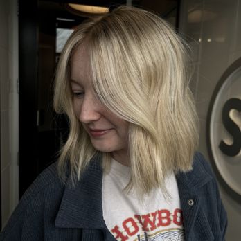 Foiled - Full custom color and chop - Hair Extensions Near Me - Chesterfield, Missouri Foiled - Full custom color and chop - Hair Extensions Near Me - Chesterfield, Missouri